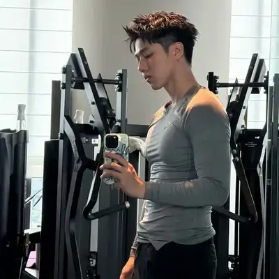 秦磊
